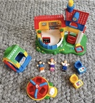 L20: WOW Mrs Bramble's Big School