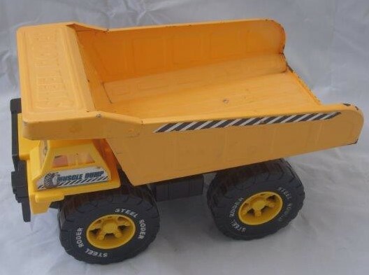 V8: Steel Roder Dump Truck