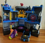 Batman Batcave Play Set