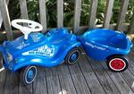 Dolphin Big Bobby Car Blue with Trailor