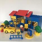 Duplo Service Station