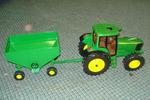 John Deere Die Cast 7240 Tractor and Gravity Wagon