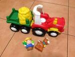 Little People Tow n Pull Tractor