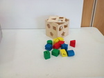 Shape sorting cube