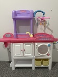 I512: Love and Care Deluxe Nursery