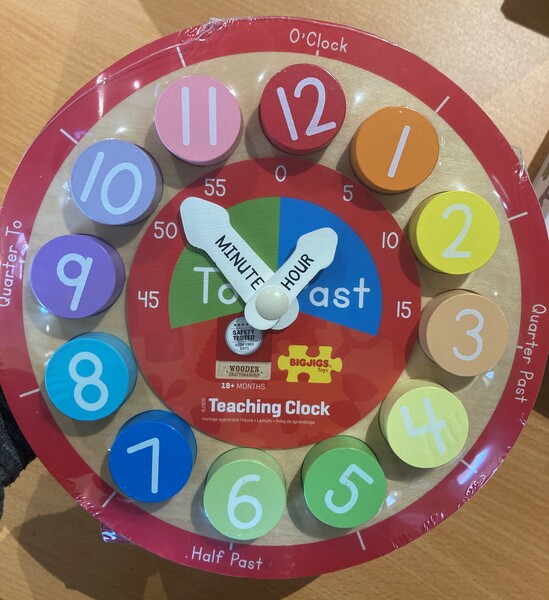 E8015: Teaching Clock