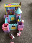 WEE WAFFLE BLOCKS - STORYBOOK CASTLE