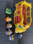 FISHER PRICE SCHOOL BUS