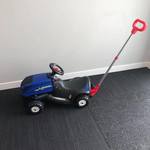 NEW HOLLAND RIDE ON TRACTOR