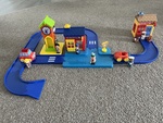 ELC VILLAGE PLAYSET