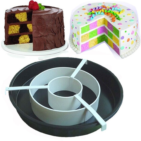 T06: Wilton Checkerboard Cake Set