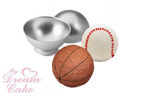 T10: Wilton Sports Ball Cake Tin
