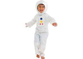R08: Astronaut Dress Up