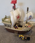 Adventure Pirate Ship with Pirates 
