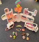 Littlest Pet Shop Rescue Tails Centre