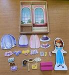 Sophia the first dress-up puzzle