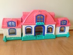Little People House