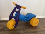 A1-118: Plastic Trundle Trike 