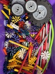 C02-048: K’nex Building Set