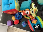 Baby discovery box 