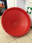Red rocking dish 