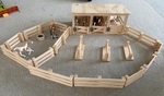 Horse and Stable Set