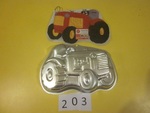 Tractor cake tin