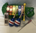  Triangle, crocodile, x2 maracas, rhythm clapper,
