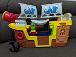 Little people pirate ship PLUS BOX