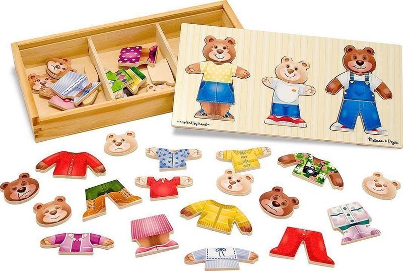 83116: Wooden bear family dress up