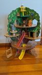 Critter Treehouse + box