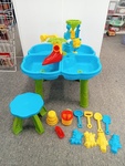 Sand and Water Table