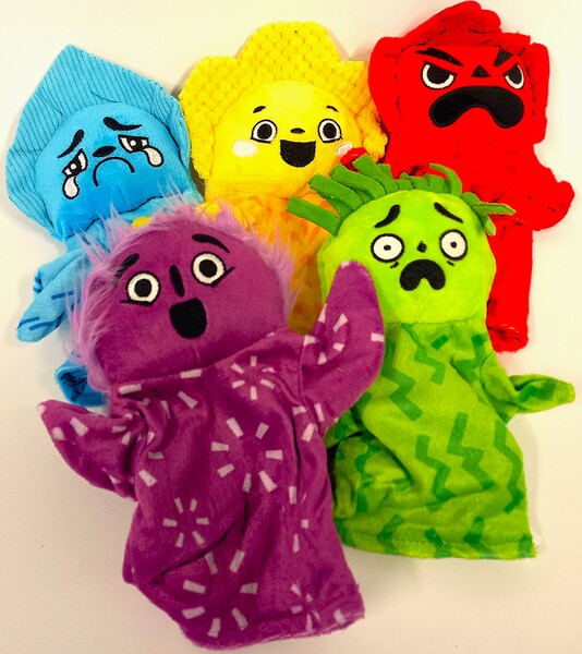 P.21: Feelings Family Hand Puppets