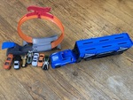 Hot Wheels Loop D' Loop, Cars and Car Transporter
