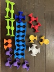 C66: Squigz