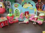 Strawberry Shortcake Cake Shop