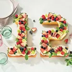 462: Letters and Numbers Cake Tin Set