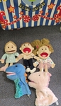 Puppet theatre + 4 puppets