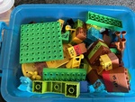 Duplo Around the World
