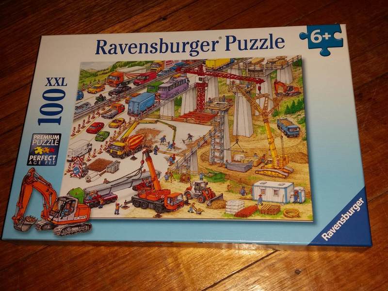 324: Ravensburger Construction Scene Jigsaw Puzzle