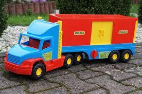 610: Wader Super Container Truck