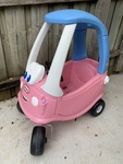 Cozy coupe (pink and blue) 