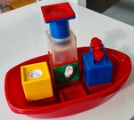 Musical boat water toy
